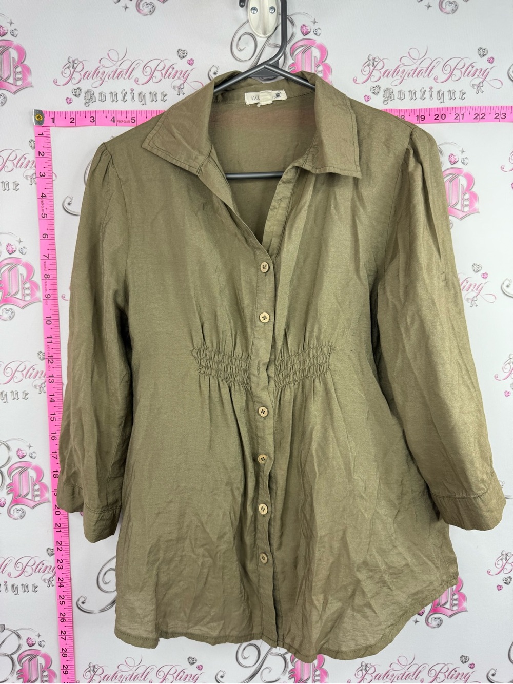 MINE blouse Women's Button-Front Collared Blouse - Olive Green